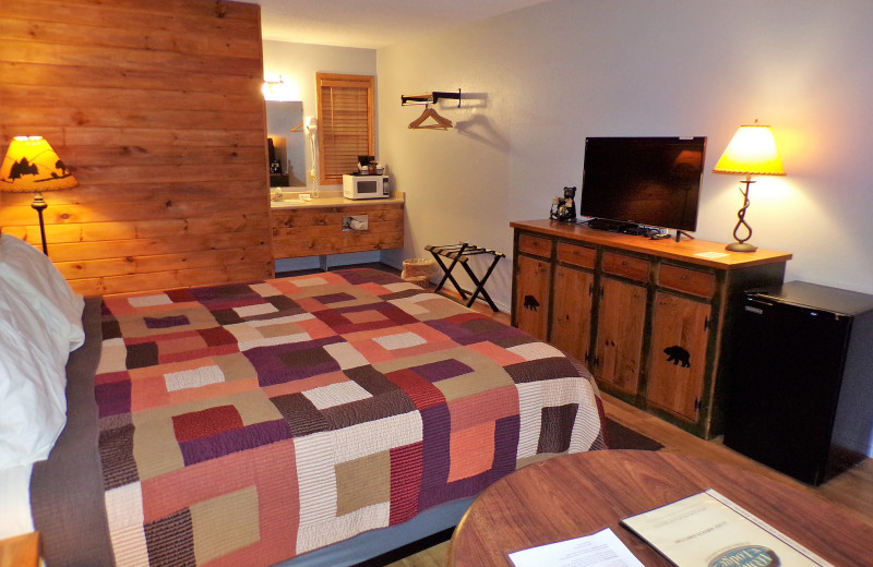 Guest room at The Lookout Lodge.