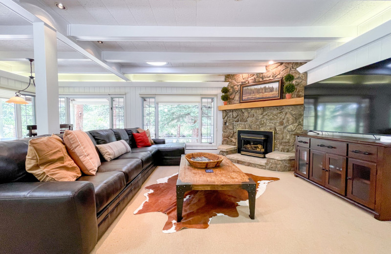 Rental living room at Woodlands On Fall River.