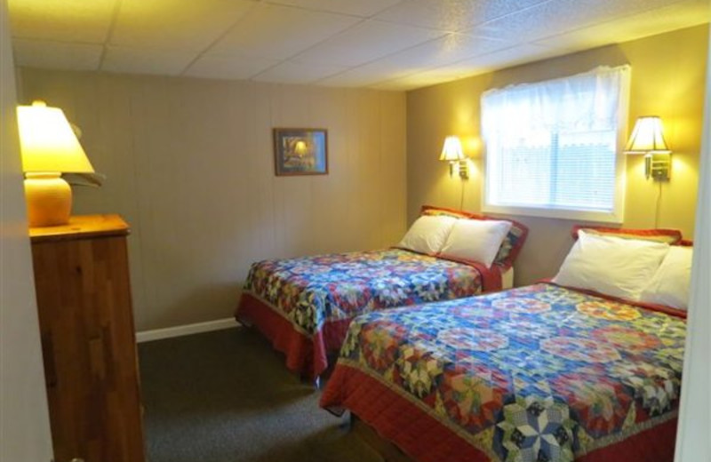 Cottage bedroom at Shawnee Bay Resort.