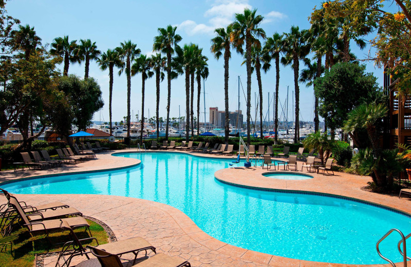 Outdoor pool at Sheraton San Diego Hotel 