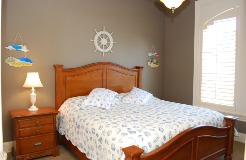 Guest room at Admiral's Beach Retreat.