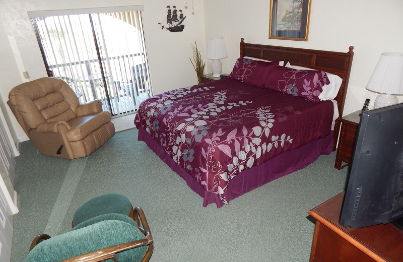 Rental bedroom at Family Sun Vacation Rentals.