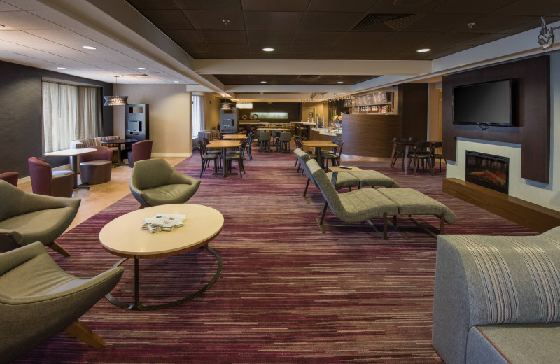 Lobby at Courtyard Inn By Marriott Scranton.