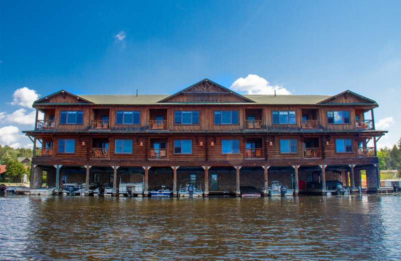 Lakefront Lodging in the Heron Townhomes.