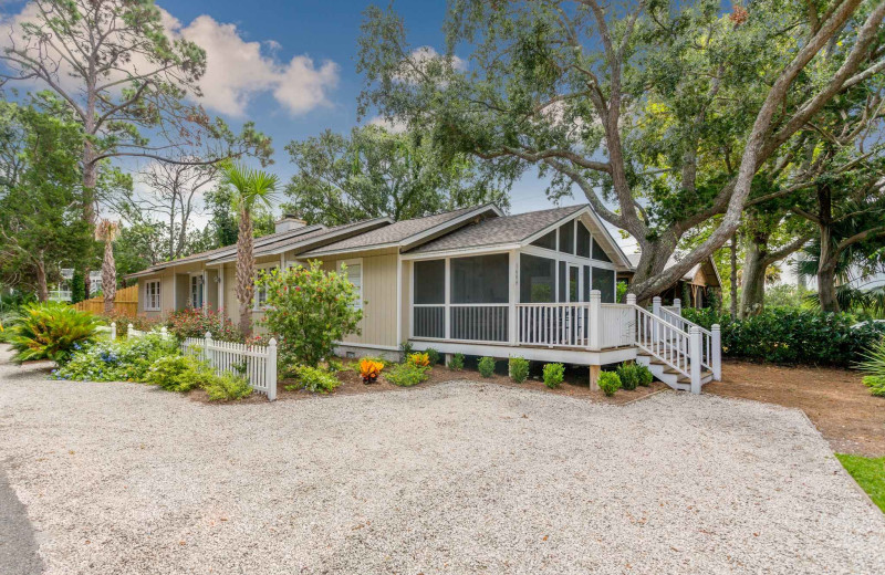 Exterior view of Real Escapes Properties - Landfall Cottage.