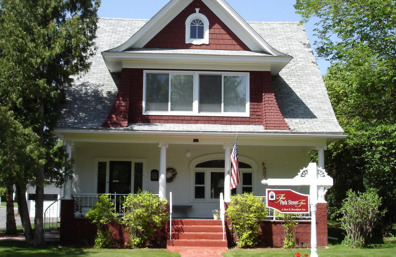 Exterior view of Park Street Inn.