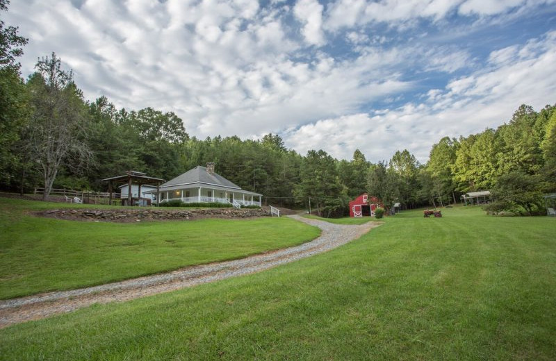 Rental exterior at Blue Sky Cabin Rentals.