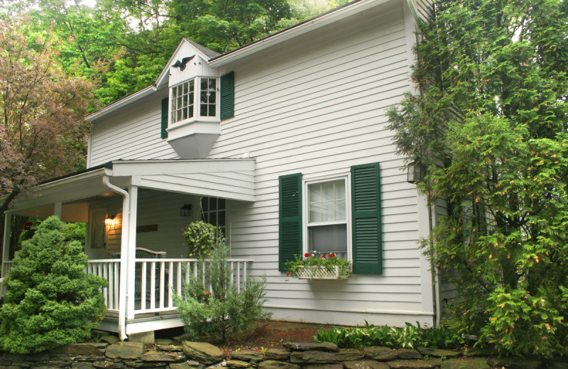 Carriage house at Birchwood Inn.