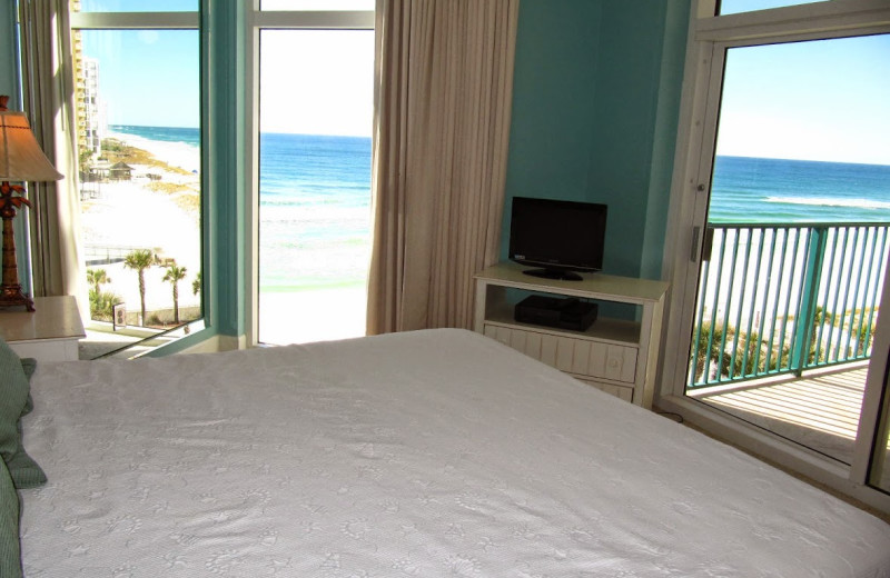 Rental bedroom at Newman-Dailey Resort Properties, Inc. 