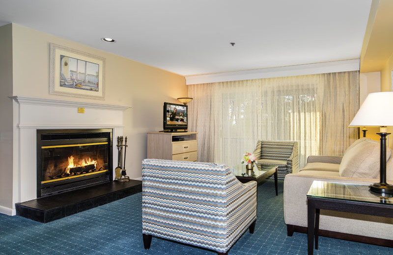Guest living room at Waters Edge Resort and Spa.