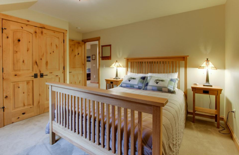 Guest room at Olympic Foothills Lodge.