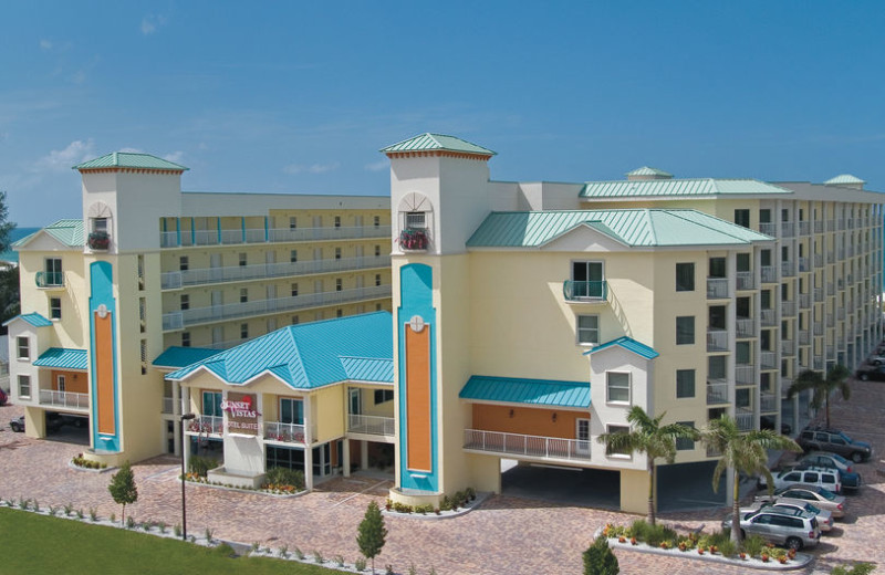 Exterior view of Sunset Vistas Beachfront Suites.