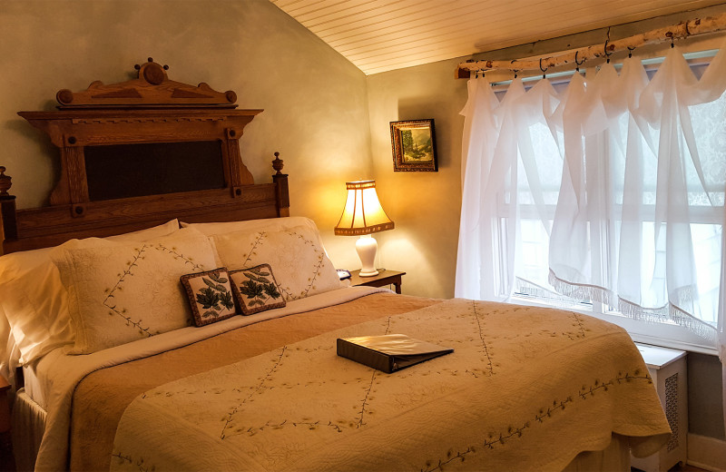 Guest room at The White House Inn.