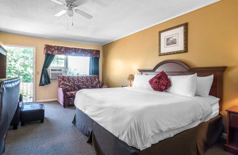 Guest room at Econo Lodge Inn 