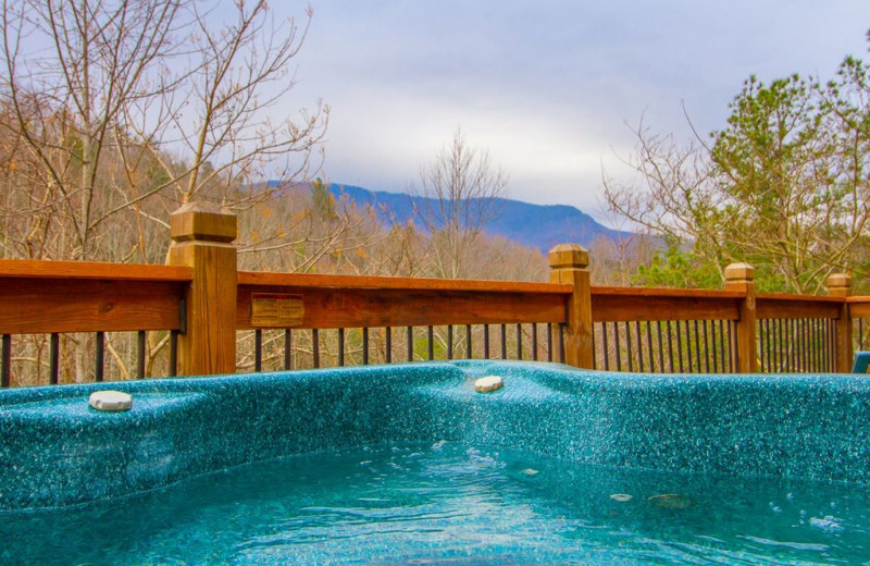 Rental hot tub at Cobbly Nob Rentals.