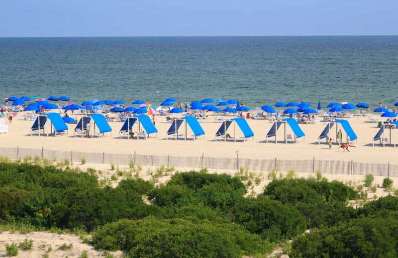 Beach access at La Mer Beachfront Inn