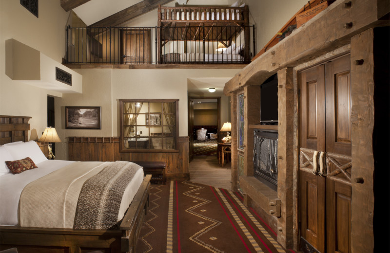 Guest room at Big Cypress Lodge.