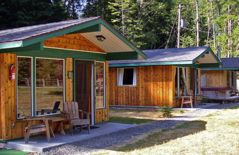 Exterior Cabin View of Stone Creek Lodge