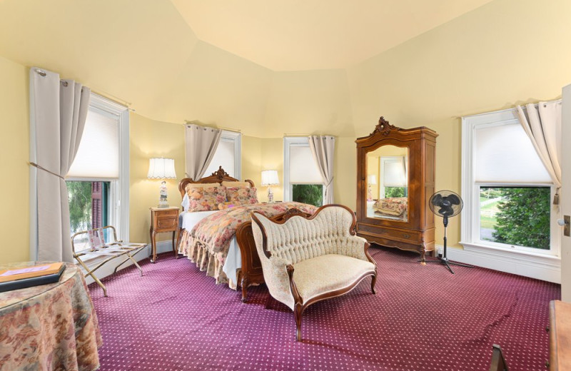 Guest room at The Gables Wine Country Inn.