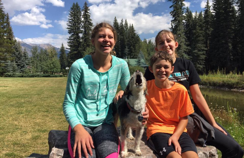 Pets welcome at Eagles Nest Cabins.