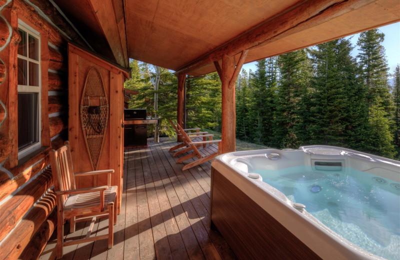 Rental hot tub at Moonlight Vacation Rentals.