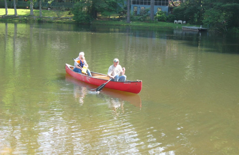 Canoeing at Mill House Lodge.