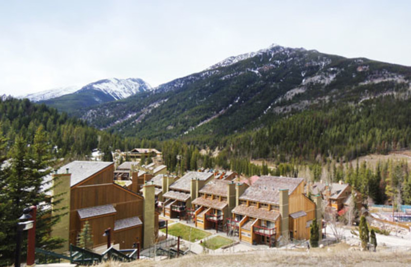 Exterior of Resort in the Spring at the Panorama Vacation Retreat at Horsethief Lodge