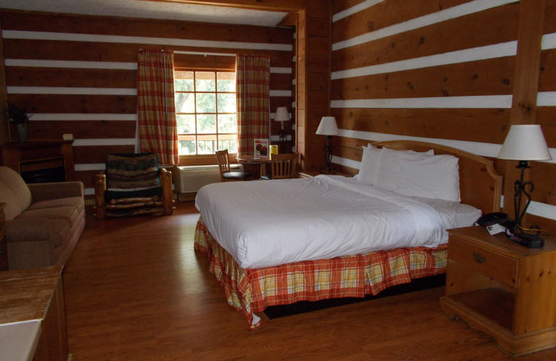 Guest room at Timbers Lodge.