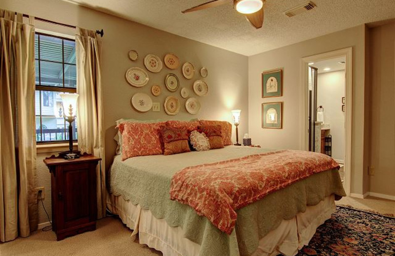 Rental bedroom at New Braunfels Escapes.