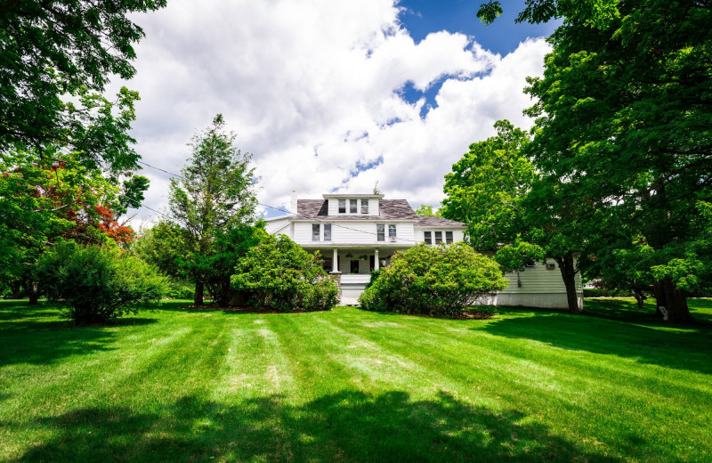 Exterior view of Deerfield Spa.