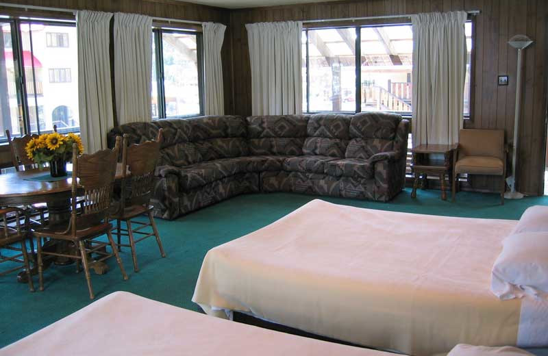 Ponderosa Lodge (Red River, NM) Resort Reviews