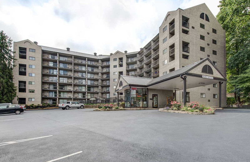 Exterior view of Olde Gatlinburg Rentals.