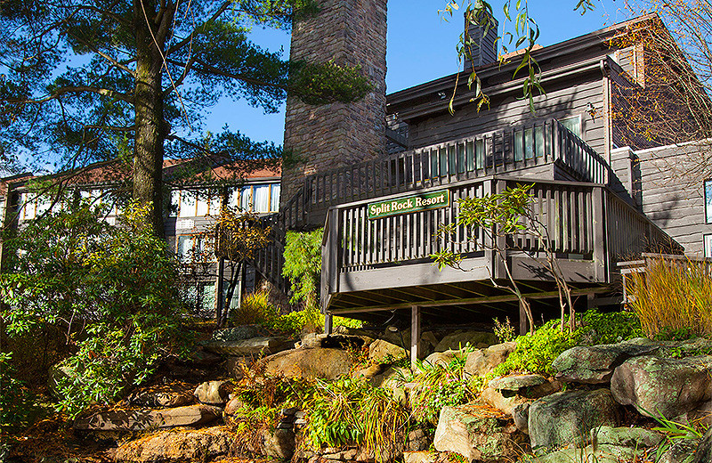 Exterior view of Split Rock Resort & Golf Club.