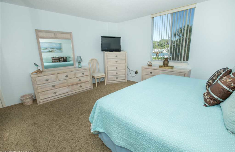 Bedroom at Holiday Isle Properties - Dolphin Point 103B.