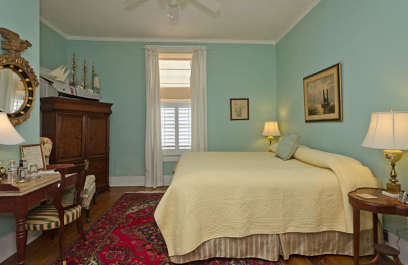 Cottage bedroom at The Pack House Inn.