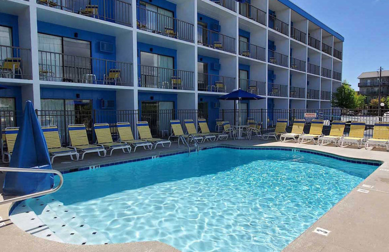 Outdoor pool at Sea Hawk Motel.