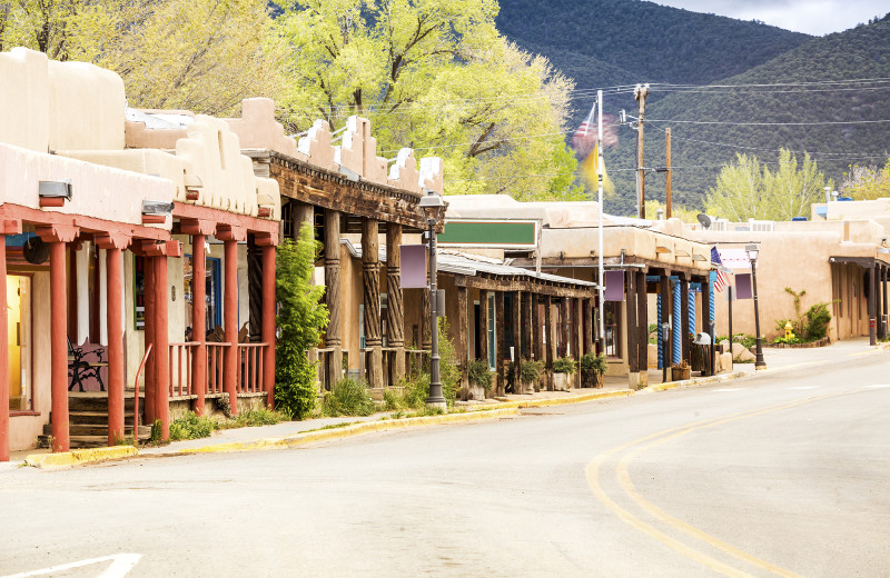 Taos near El Monte Sagrado.