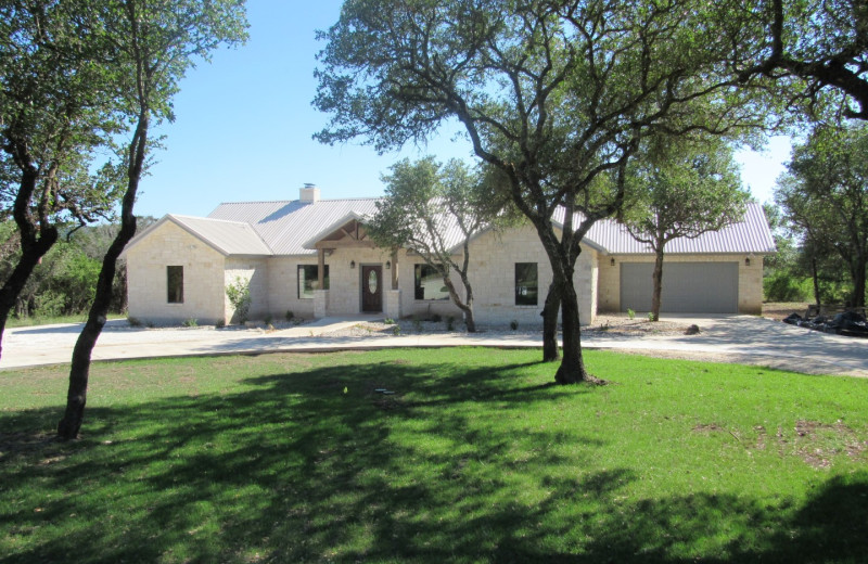 Rental exterior at Frio River Vacation Rentals.