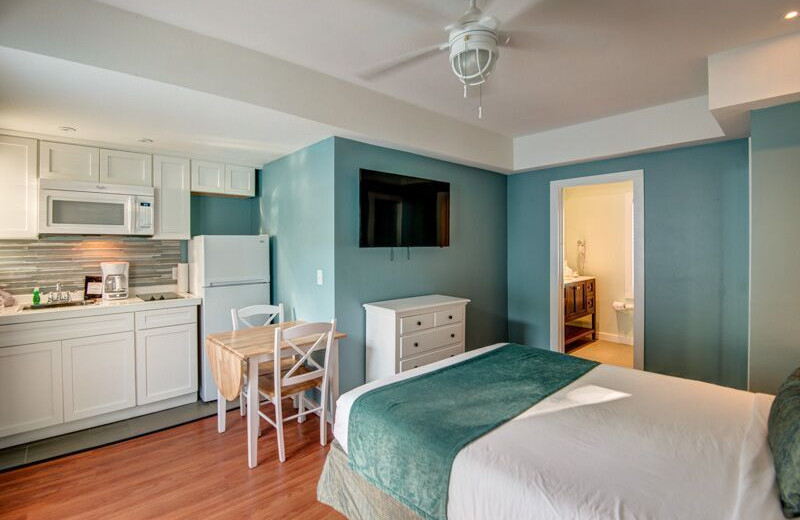 Guest room at Lighthouse Resort Inn & Suites.