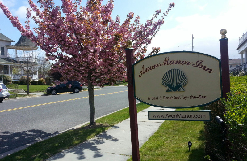 Welcome to Avon Manor Inn.