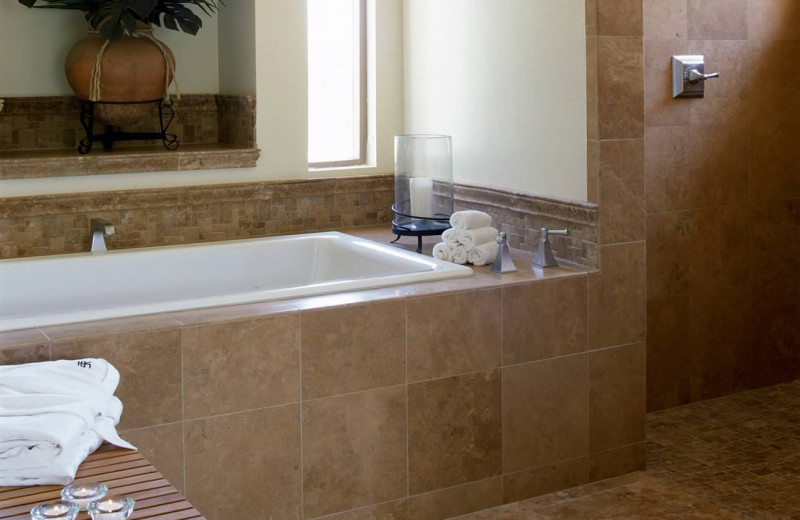 Bathroom hot tub at Smoke Tree Ranch.