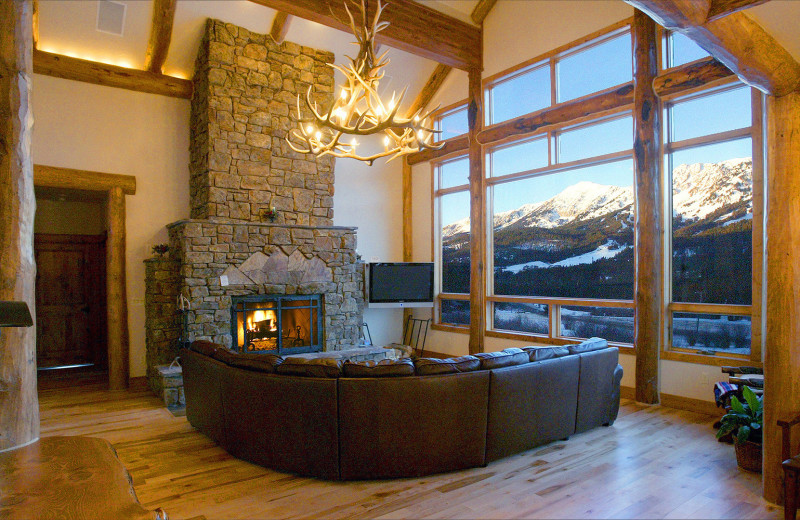 Living room at Bridger Vista Lodge.