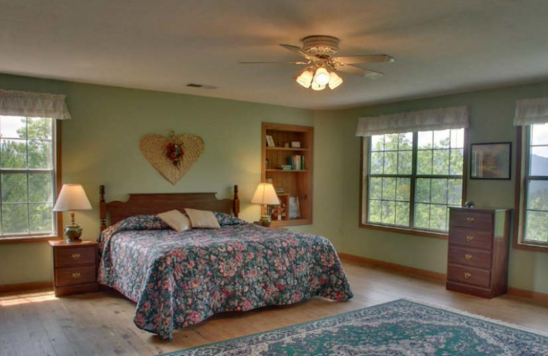 Cabin bedroom at Laurel Mountain Cabins.