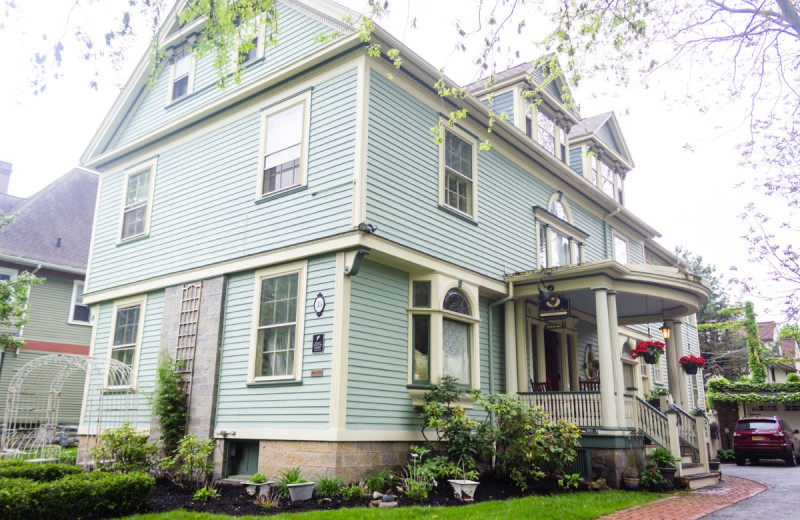 Exterior view of Edward Harris House B 