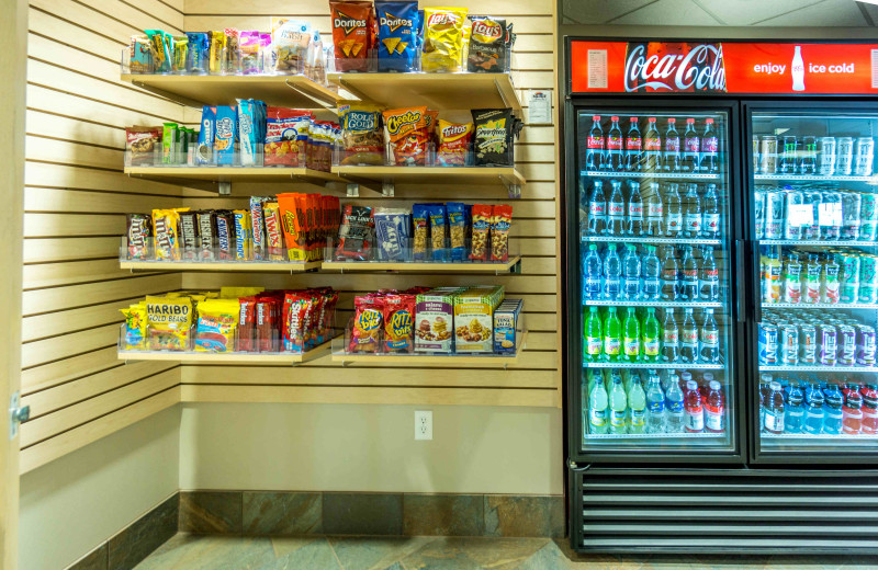 Hotel shop at Park Point Marina Inn.