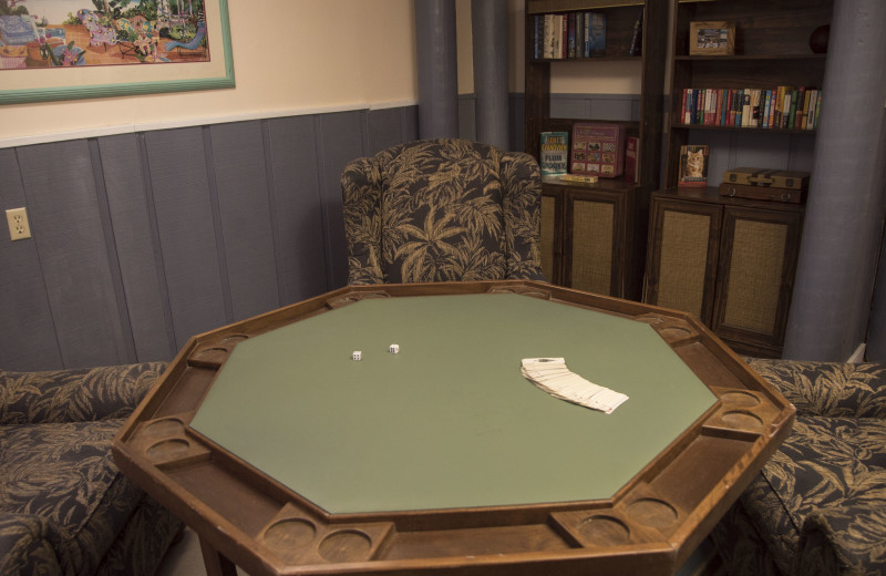 Card table at Englewood Beach & Yacht Club.