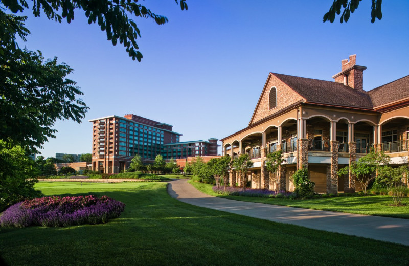 View of Exterior of Lansdowne Resort