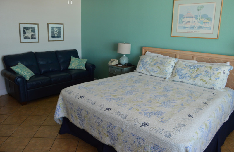 Guest room at Fountain Beach Resort.