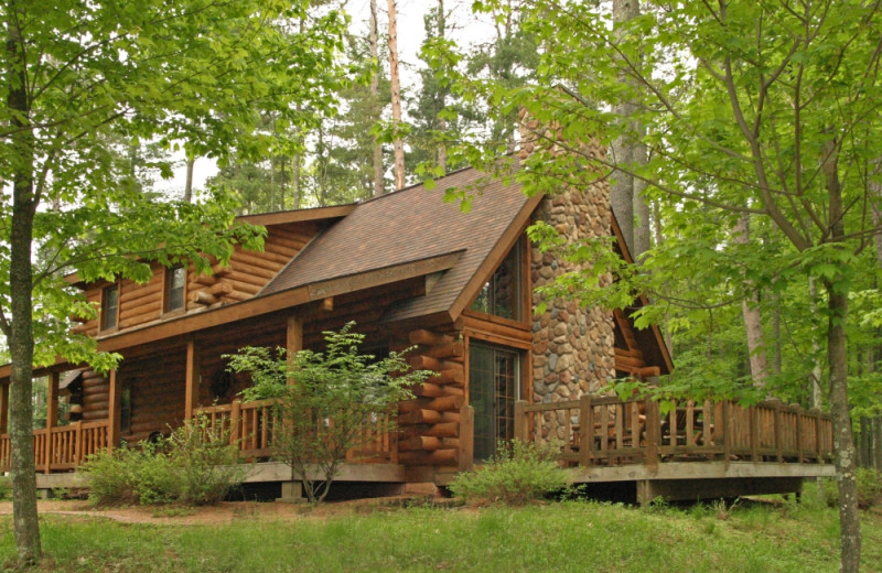 Cabin exterior at The Beacons of Minocqua.