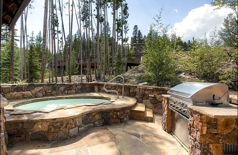 Rental hot tub at Breckenridge Rentals by Owner.